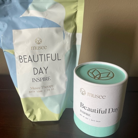 MUSEE Beautiful Day Bath Salt Soak and Bath Balm set NWT - Picture 1 of 5